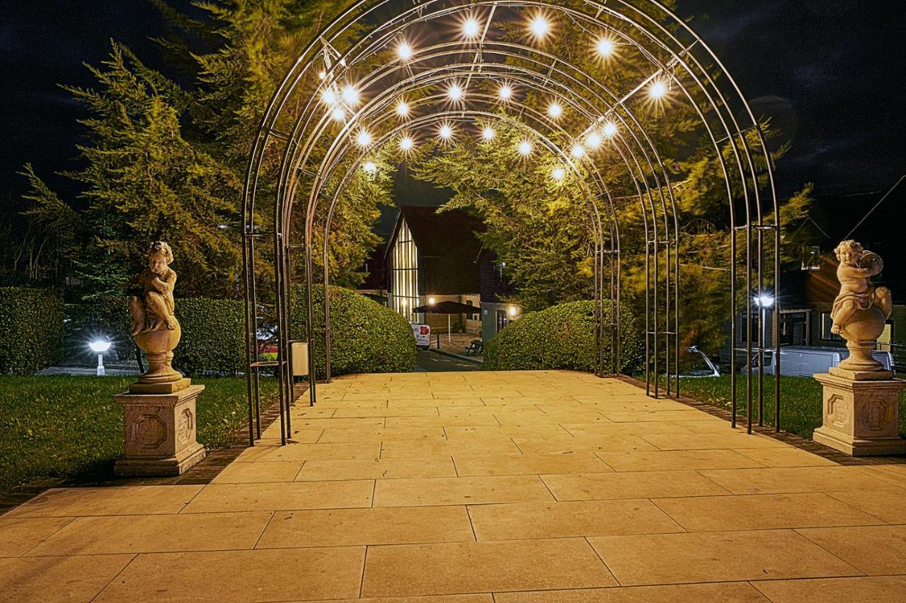 The Sharnbrook Hotel Luaran gambar