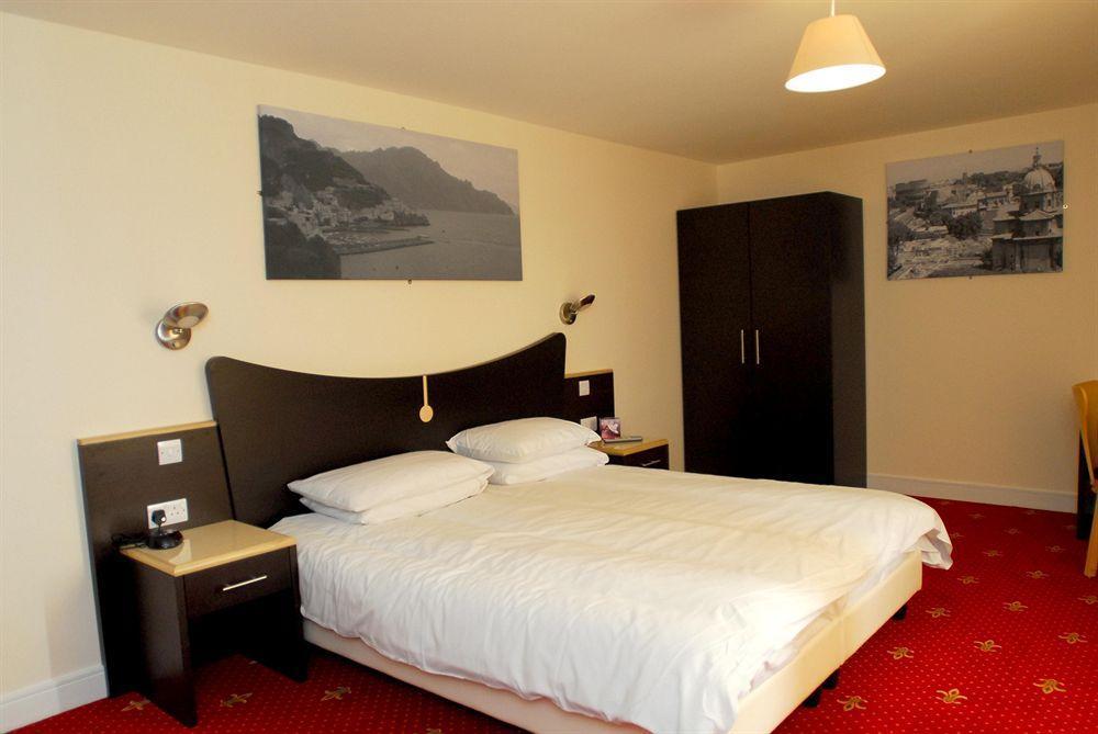 The Sharnbrook Hotel Luaran gambar
